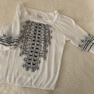 SOHO New York & Company white black top